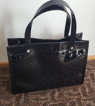 Armani Jeans lesklá kabelka - 3