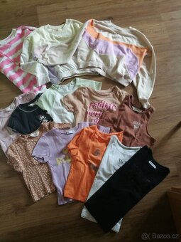 Krátká trička a krátké mikiny 134/140 h&m - 3