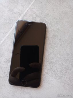 Apple iPhone 7 32GB - 3