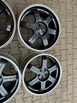Nissan GT-R track pack disky - 3