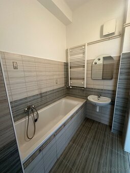 2KK Hradec Králové - 3