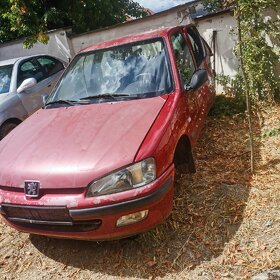 Prodám dily p106 a saxo levně - 3