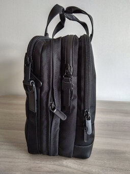 Luxusní manažerská kabela VICTORINOX. - 3