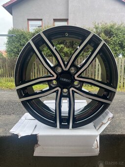 DEZENT TR dark 7x17 5x112 ET 38 - 3