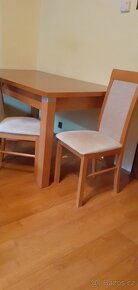 Set jídelního stolu a židlí 6 ks - 3