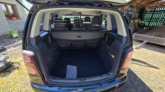 Volkswagen touran 1.9 TDI - 3