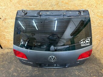 PÁTÉ DVEŘE KUFRU VW TOUAREG 7L LD7Z - 3