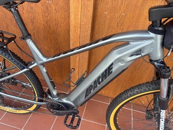 APACHE HUPAHU MX1 510 stříbrná - vel. L (21") - zánovní tes - 3