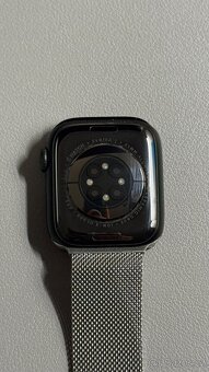 Apple Watch S7 41mm 96% baterie - 3