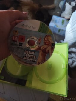 Prodám 3× GTA V a FIFU 11 - 3