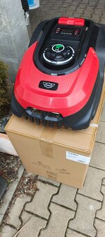 Akumulátorová robotická sekačka - HECHT 5605 - 3