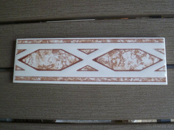 Hnědá dlažba + listely levně - 3