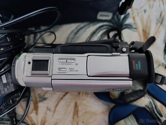 Videokamera Sony DCR-TRV6 - 3