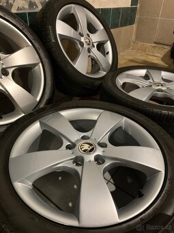 Alu kola Škoda R17 5X112 LETNÍ PNEU 225/45 R17 PIRELLI - 3