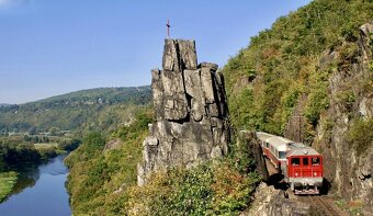 Prodej stavebního pozemku u řeky Sázavy 819m2 - 3