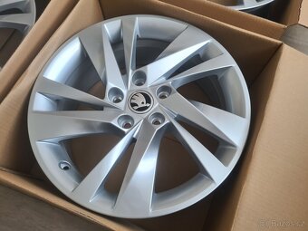NOVÉ Alu NEVIS 6,5J x 17" ET 46 Octavia Superb atd - 3