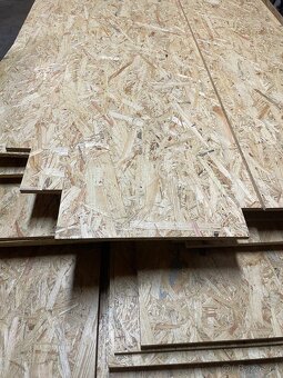 Osb desky 2,5metru x 30-36,5 tlouštka 10mm - 3