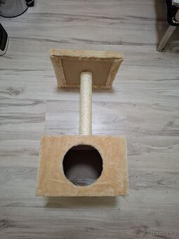 Boudička se škrábadlem pro kočku - 3