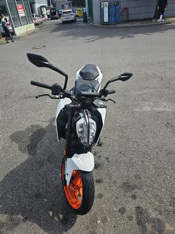 KTM 390 Duke - 3