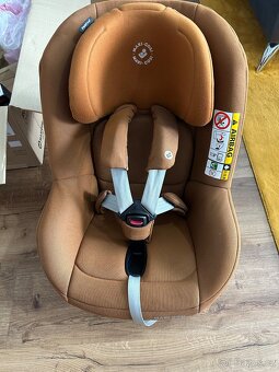 Sedačka Maxi Cosi Pearl Pro 2 i-Size + izofix FamilyFix3 - 3