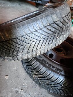 Pneu 185/60R15 - 3