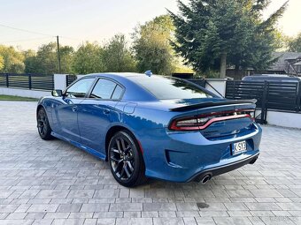 Dodge Charger V8 (2022) – velmi dobrý stav - 3