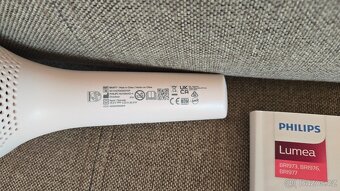 Philips Lumea BRI 977 - 3
