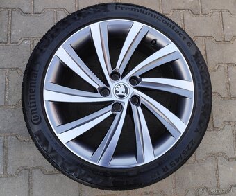 Alu kola originál Škoda Octavia IV, RS 5x112 R18 Perseus - 3