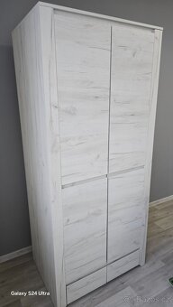 Šatní skříň +regál - 3