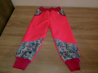 Zimní nové softshellové kalhoty s kapsama vel.98-104 - 3