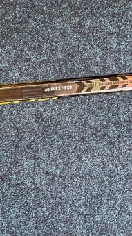 BAZAR - HRÁČSKÁ HOKEJKA CCM TACKS AS6 PRO JUNIOR - 3