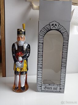 Ručně malovaná hornická láhev plněná bylinkovým hořkým 32 % - 3