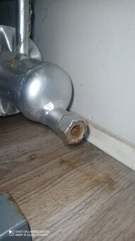 Radiator 1900kc. - 3