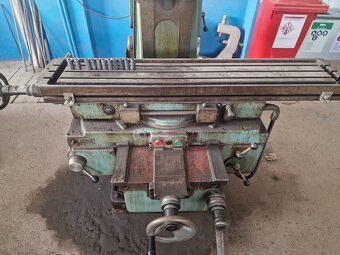 Frézka univerzální FA 3 U - 3