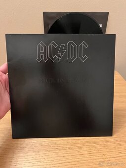 AC/DC – Back In Black - 3
