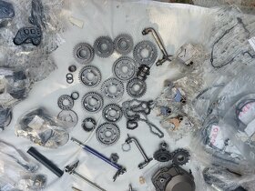 Aprilia RSV4 2010 - 3