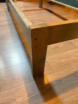 Smrková konstrukce postele - 3