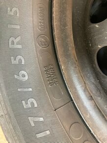 Toyota Yaris 3 plechy - 3