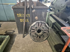 Soustruh hrotovy SUS 63H/2750 - 3