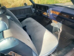 Oldsmobile 98 Ninety-Eight Holiday Rocket 455 V-8 370 hp - 3