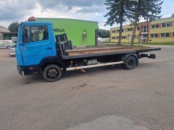 Mercedes 809 D LP, odtahovka, motor 3.8 D OM 314 - 3