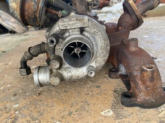 Díly motoru 1.9TDI 85kw AUY Vstřiky,spojka,čerpadlo,turbo at - 3
