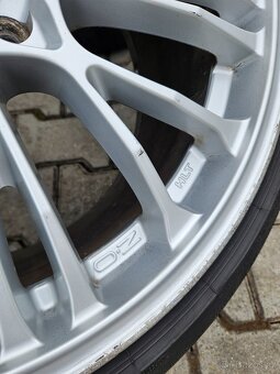 Alu OZ Racing 5x112 Pneu 255/35/19 - 3