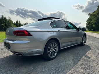 VW Passat 1.4 TSI 110KW DSG Higline R - 3