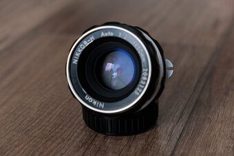 Nikon Nikkor-H Auto 50mm f/2 Non-Ai - (Nikon F) - 3