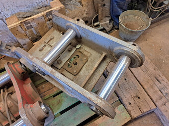 Hydraulický rychloupínák na bagr Winkelbauer a Lehnhoff - 3