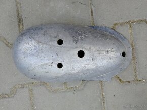Jawa ČZ 125, 175 víka motoru - 3