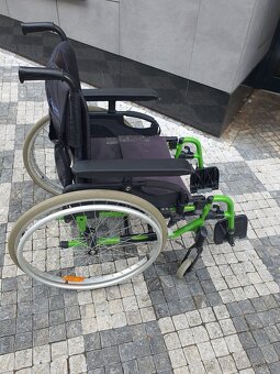 invalidní vozík Invacare, skládací - 3