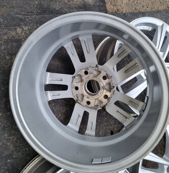 Použité alukola Škoda Audi,VW,Seat 16"5X112 ET46 - 3