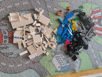 Lego 60139 mobilní velitelské centrum - 3